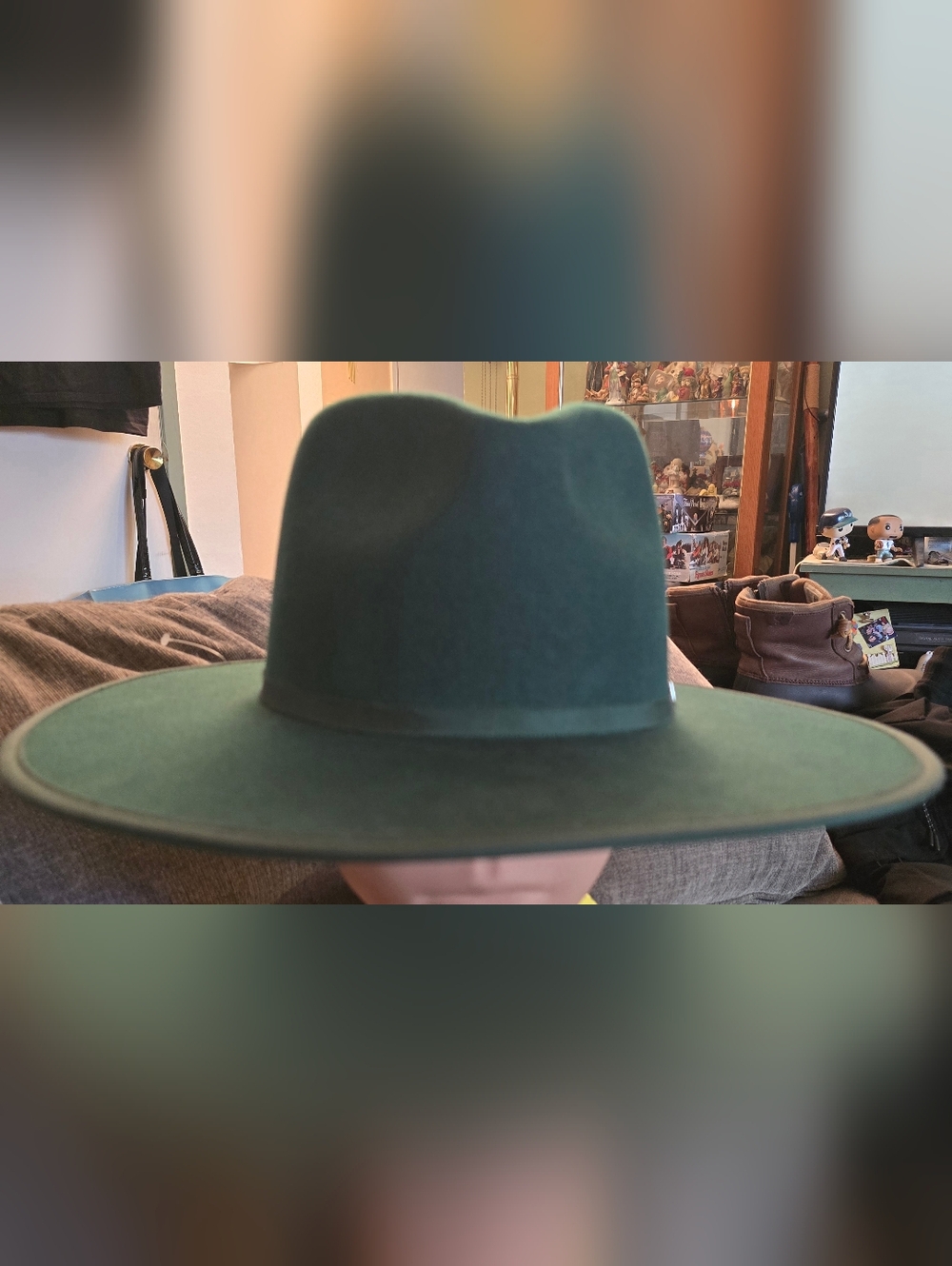 Olive & Pique Green 100% Wool Wmns. Hat! Gorgeous!!